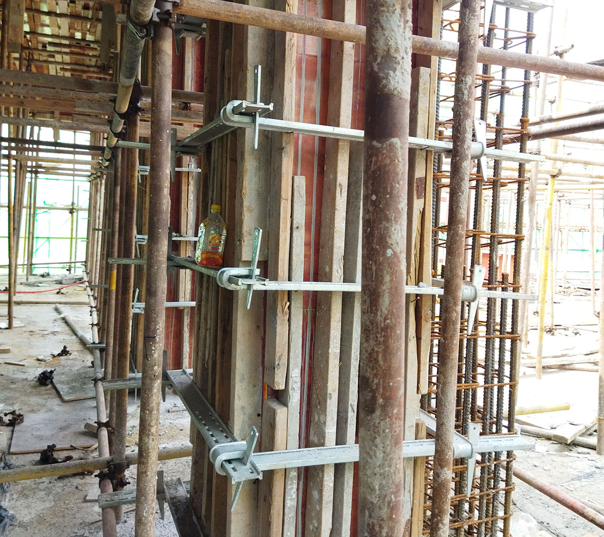10#钢方柱子加固件施工细节品牌厂家生产金永建筑科技